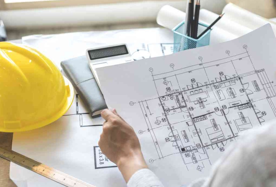 Equipo t�cnico en reuni�n de proyecto